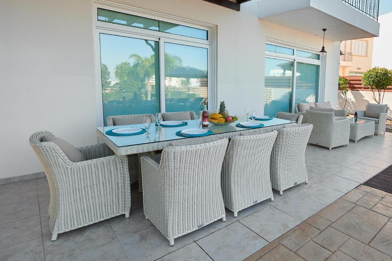Beach Front Bella Vista By Ezoria Villas Protaras Exterior foto